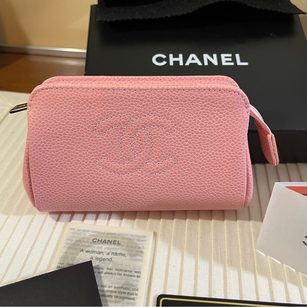 CHANEL 4 Piece Bundle - Picture 2 of 15